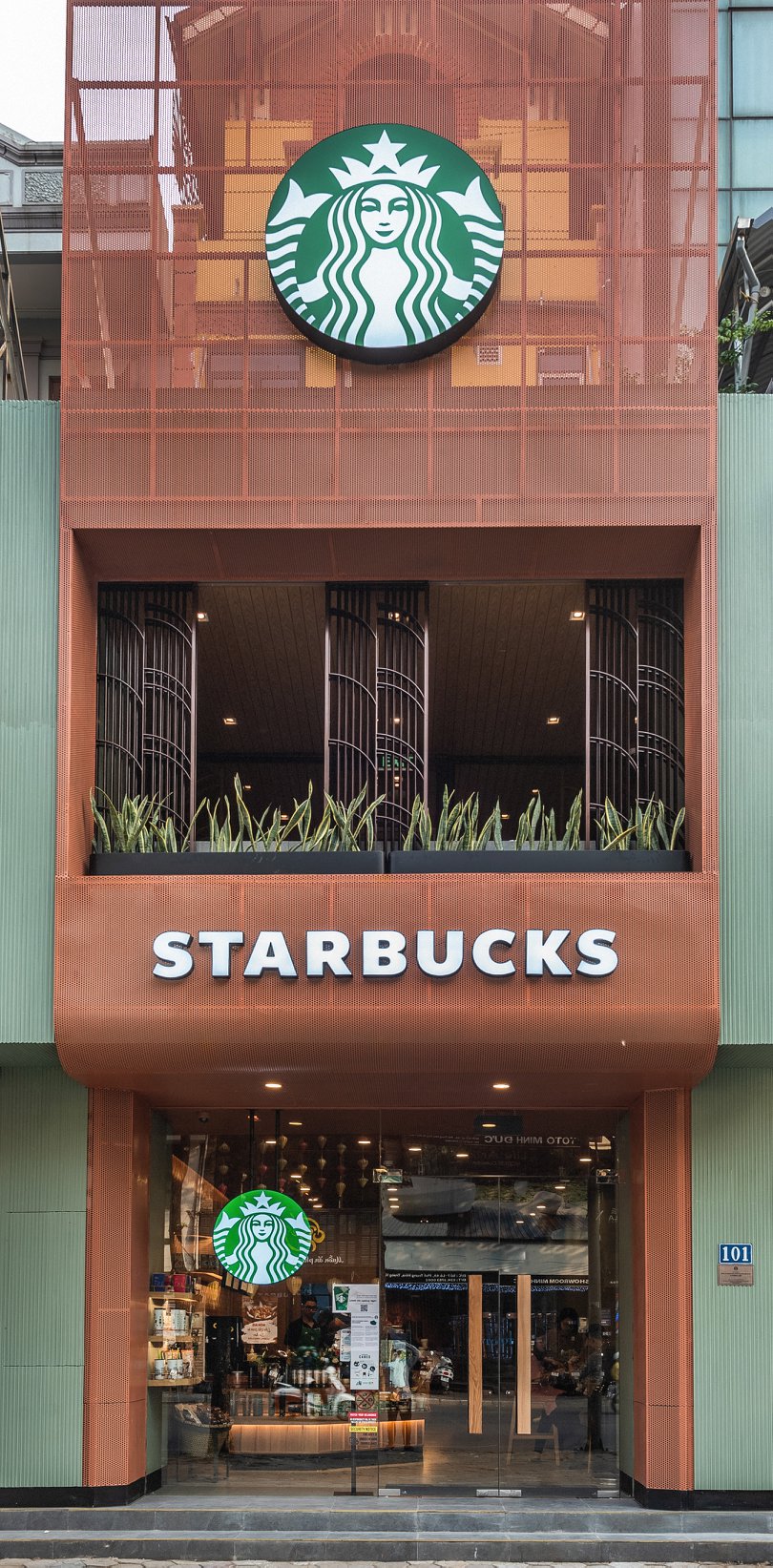Thiết kế quán cà phê Starbucks Trung Hòa - Không gian mới lạ “hạp nhãn” giới trẻ