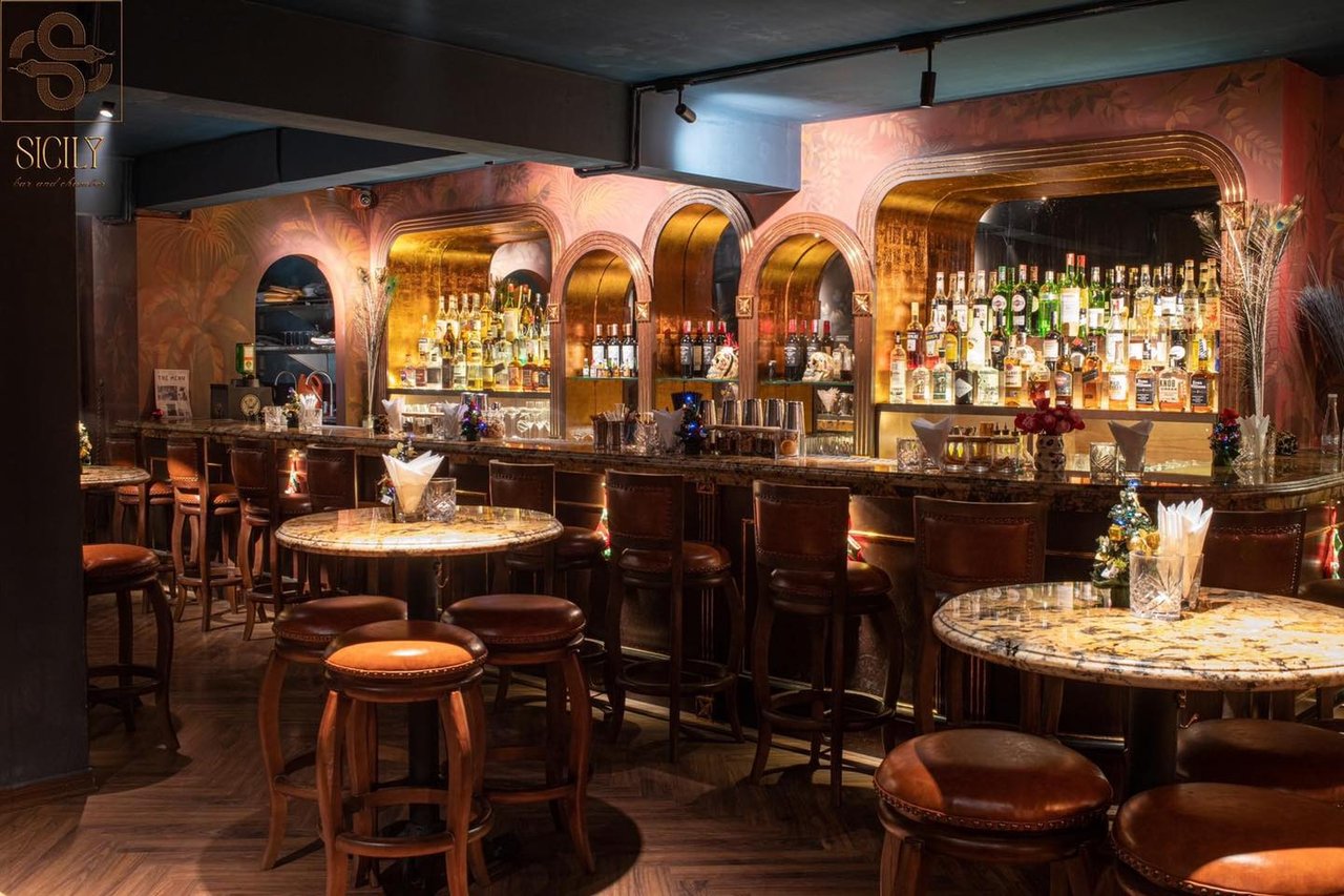 5. Sicily Chamber Bar - Quán phong cách “chất lừ” tại Hà Nội